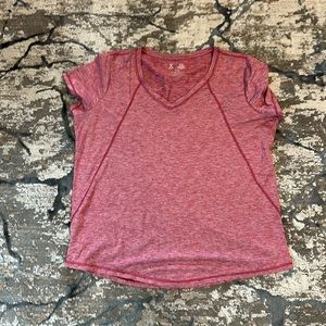 XERSION Essential Performance Tee Everair V neck